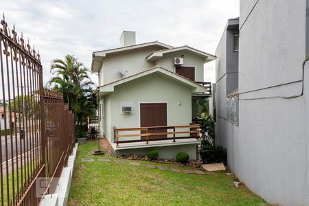 Casa à venda com 396m², 5 quartos e 4 vagasFachada