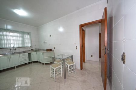 Casa à venda com 396m², 5 quartos e 4 vagasCozinha