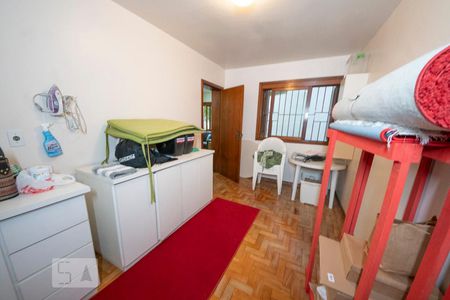 Casa à venda com 396m², 5 quartos e 4 vagasQuarto de Serviço