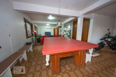 Casa à venda com 396m², 5 quartos e 4 vagasSala de Jogos