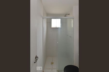Banheiro de apartamento para alugar com 2 quartos, 49m² em Lapa, São Paulo