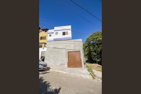 Casa de condomínio à venda com 300m², 3 quartos e 4 vagasFachada