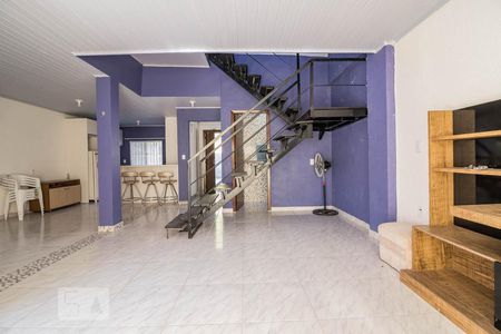 Sala de casa de condomínio à venda com 3 quartos, 300m² em Cavalhada, Porto Alegre