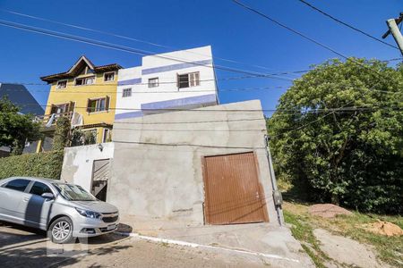 Casa de condomínio à venda com 300m², 3 quartos e 4 vagasFachada