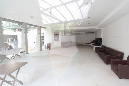 Apartamento para alugar com 160m², 4 quartos e 1 vagaSalão de Festas