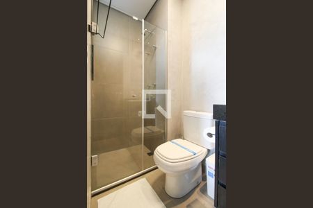 Banheiro de kitnet/studio à venda com 1 quarto, 30m² em Vila Olímpia, São Paulo