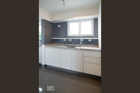 Apartamento para alugar com 65m², 2 quartos e 1 vaga Apartamento para alugar com 65m², 2 quartos e 1 vagaCozinha