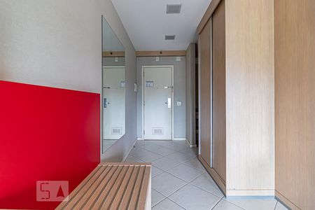 Hall de Entrada de apartamento para alugar com 1 quarto, 37m² em Jacarepaguá, Rio de Janeiro