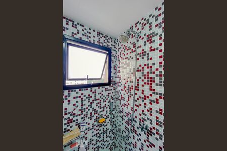 Apartamento à venda com 87m², 3 quartos e 2 vagasDetalhe Banheiro