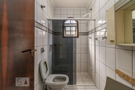 Casa para alugar com 150m², 3 quartos e 2 vagas Casa para alugar com 150m², 3 quartos e 2 vagasBanheiro 2