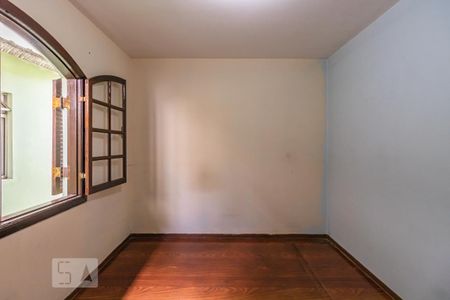 Casa para alugar com 150m², 3 quartos e 2 vagas Casa para alugar com 150m², 3 quartos e 2 vagasQuarto 3
