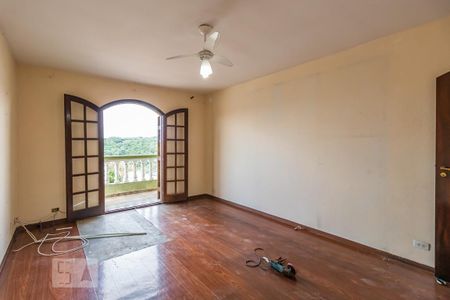 Casa para alugar com 150m², 3 quartos e 2 vagas Casa para alugar com 150m², 3 quartos e 2 vagasQuarto 1