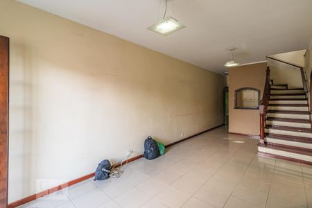 Sala de casa para alugar com 3 quartos, 150m² em Jardim Audir, Barueri