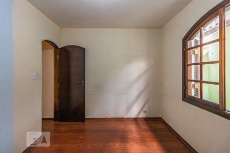 Casa para alugar com 150m², 3 quartos e 2 vagas Casa para alugar com 150m², 3 quartos e 2 vagasQuarto 3