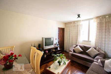 Sala de Apartamento com 3 quartos, 72m² Vila Romano