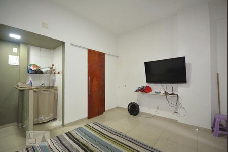 Sala/Quarto de Apartamento com 1 quarto, 20m² Centro