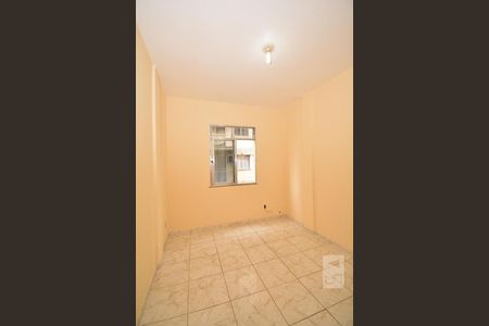 Sala de apartamento para alugar com 3 quartos, 60m² em Irajá, Rio de Janeiro