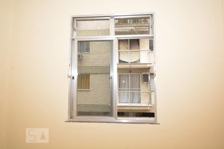 Sala de apartamento para alugar com 3 quartos, 60m² em Irajá, Rio de Janeiro