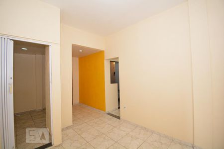 Sala de apartamento para alugar com 3 quartos, 60m² em Irajá, Rio de Janeiro