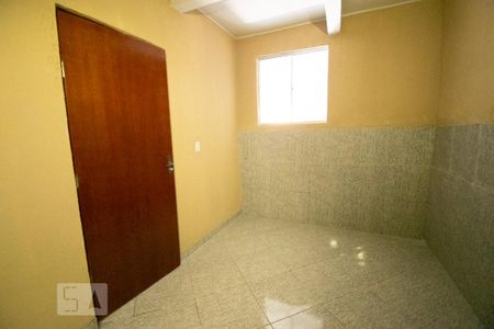 Quarto 2 de apartamento para alugar com 2 quartos, 55m² em Conjunto 1, Brasília