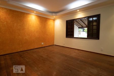 Sala de casa para alugar com 7 quartos, 550m² em Guará Ii, Brasília