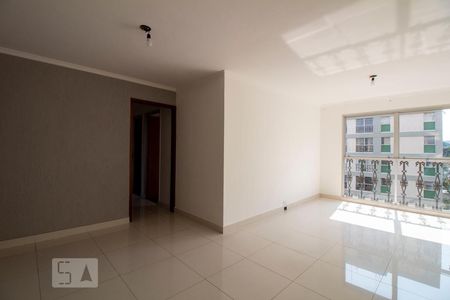 Sala de apartamento para alugar com 3 quartos, 82m² em Vila Campestre, São Paulo