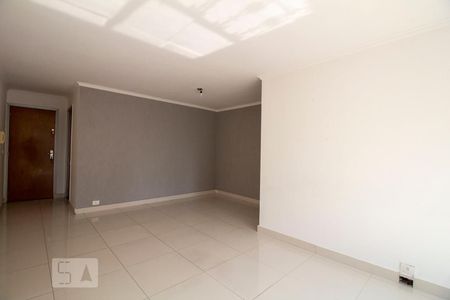 Sala de apartamento para alugar com 3 quartos, 82m² em Vila Campestre, São Paulo
