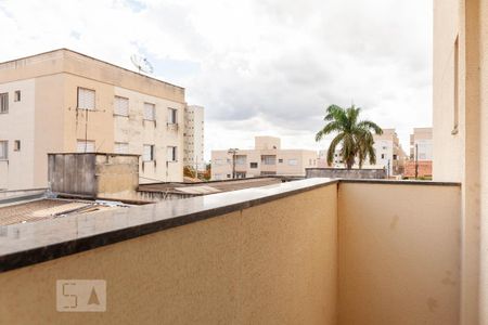 Sacada de apartamento para alugar com 2 quartos, 60m² em Santa Mônica, Uberlândia