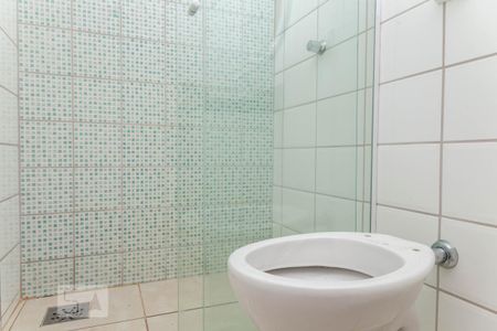 Apartamento para alugar com 60m², 2 quartos e 1 vaga Apartamento para alugar com 60m², 2 quartos e 1 vagaBanheiro