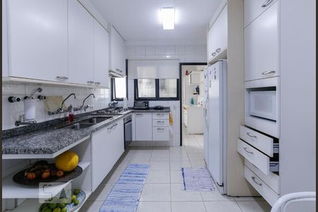 Apartamento à venda com 170m², 3 quartos e 3 vagasCozinha