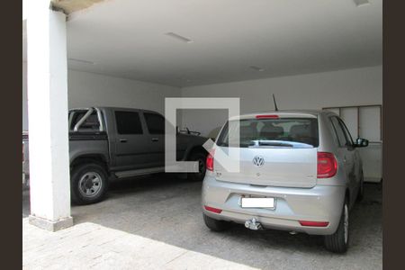 Casa à venda com 412m², 4 quartos e 6 vagas