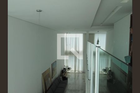 Casa à venda com 4 quartos, 412m² em Santa Lúcia, Belo Horizonte