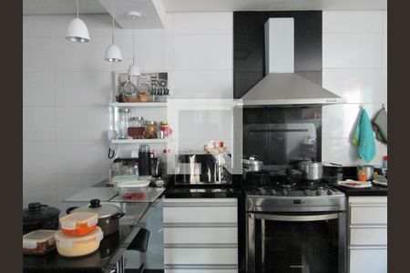 Casa à venda com 412m², 4 quartos e 6 vagas