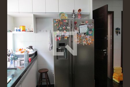 Casa à venda com 412m², 4 quartos e 6 vagas