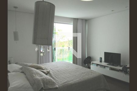 Casa à venda com 4 quartos, 412m² em Santa Lúcia, Belo Horizonte