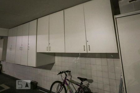 Apartamento à venda com 75m², 2 quartos e 2 vagasArmário Garagem