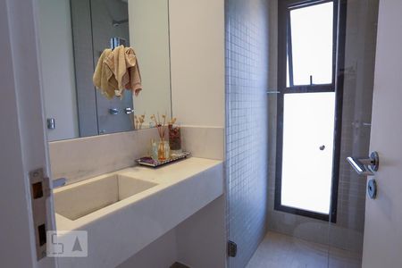 Apartamento à venda com 75m², 2 quartos e 2 vagasBanheiro