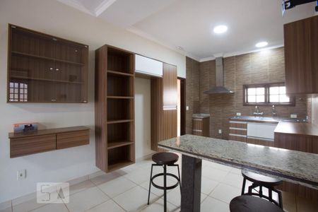 Casa para alugar com 700m², 3 quartos e 6 vagasCozinha