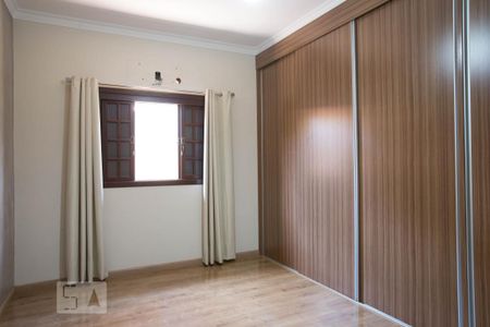 Casa para alugar com 700m², 3 quartos e 6 vagasSuíte 2