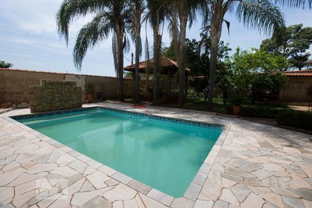 Casa para alugar com 700m², 3 quartos e 6 vagasPiscina