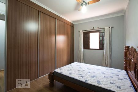 Casa para alugar com 700m², 3 quartos e 6 vagasSuíte 1