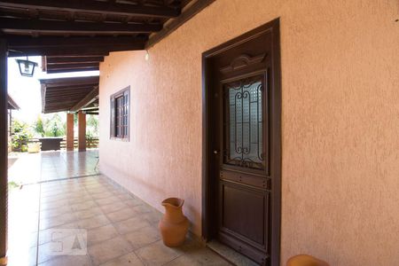 Casa para alugar com 700m², 3 quartos e 6 vagasHall de entrada