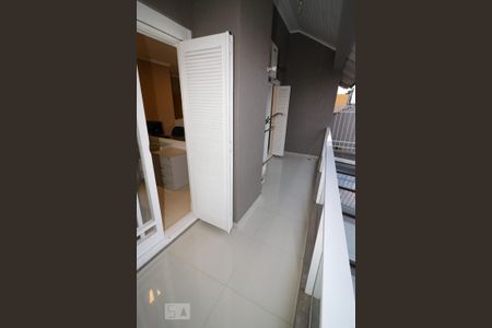 Casa à venda com 285m², 4 quartos e 3 vagasSacada do quarto 1