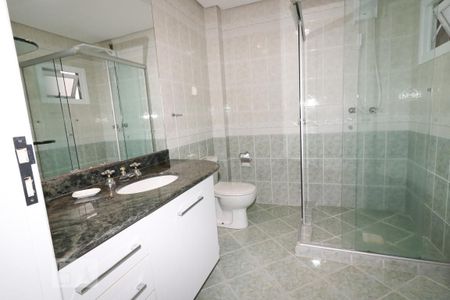 Casa à venda com 285m², 4 quartos e 3 vagasBanheiro 2