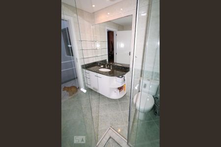 Casa à venda com 285m², 4 quartos e 3 vagasBanheiro 2