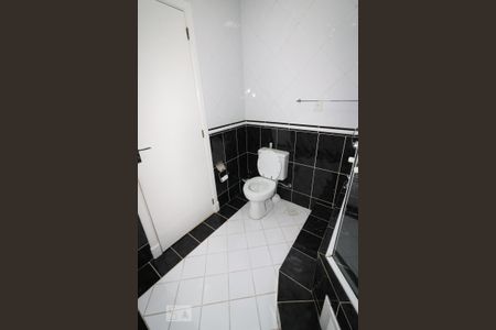 Casa à venda com 285m², 4 quartos e 3 vagasBanheiro da Suíte