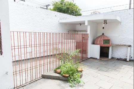Casa à venda com 150m², 2 quartos e 2 vagasChurrasqueira