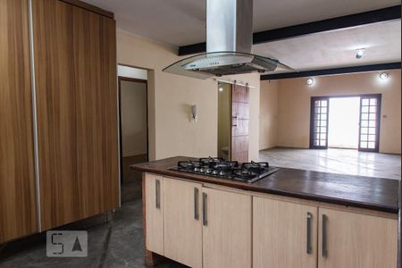 Casa à venda com 150m², 2 quartos e 2 vagasCozinha