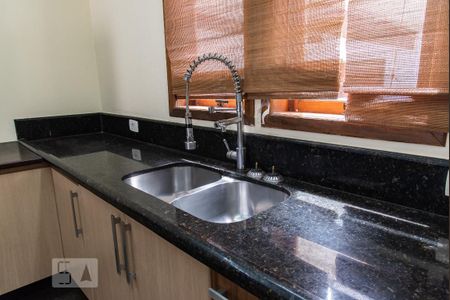 Casa à venda com 150m², 2 quartos e 2 vagasPia