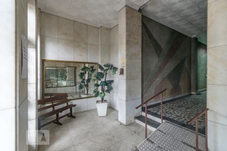 Hall de entrada do prédio de apartamento à venda com 4 quartos, 110m² em Bonsucesso, Rio de Janeiro